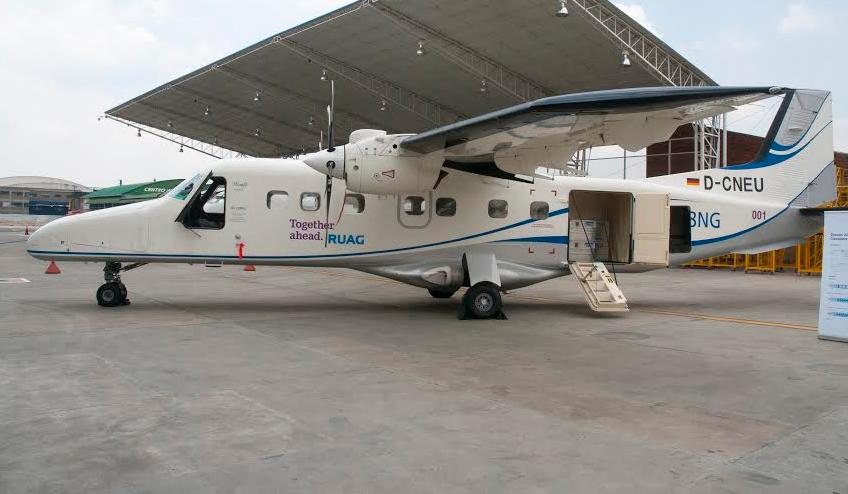 jet di aviazione business Dornier 228